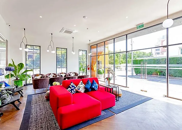Surestay By Western Iconic Ari-jatujak 4*